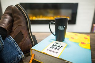 career_coachdeb's tweet photo. For many people, writing the book is the easy part.
Four #Publishing Options Worth Exploring Click here 👉 https://t.co/CiEm8ycW7g 👈 to find out what they are
#entrepreneurship #businessowner #motivation #inspiration #nevergiveup #dreambig #createbigger #coachdeb https://t.co/6XEhiYAsk7