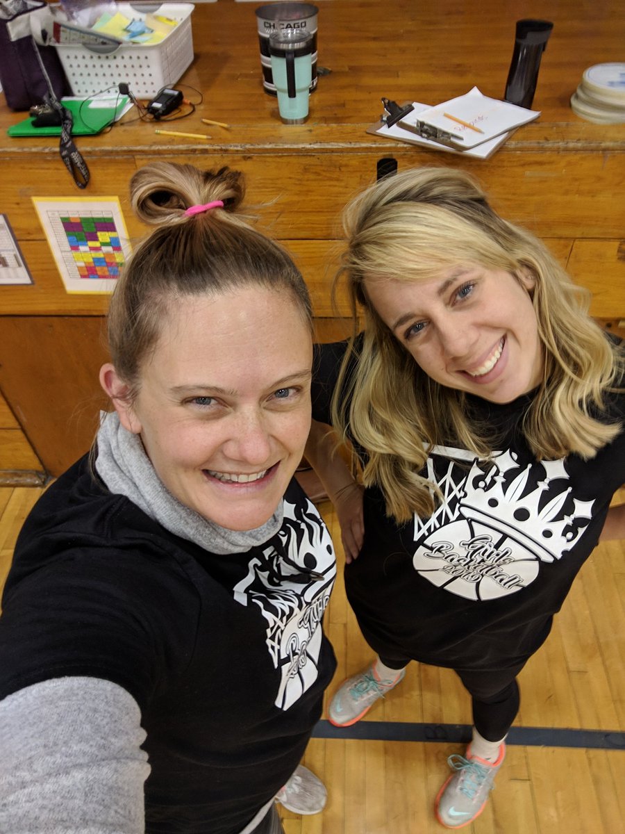 MDBulldogPE's tweet photo. Girls Basketball is up and running. Check out our awesome uniforms from @WaistUp Are you ready for the Madness? #weare44 #madison44 https://t.co/2ZXDYV0NkF