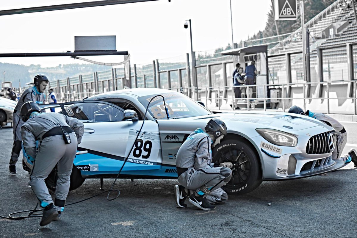 Team work is one of the most important factors to any race team and the driver change in <a href="/BritishGT/">🇬🇧 #BritishGT 🏁</a> has to be precise and the whole team must pull together to get it spot on 🙌🏻 #teamworkmakesthedreamwork #britishgt #enduranceracing #gt4