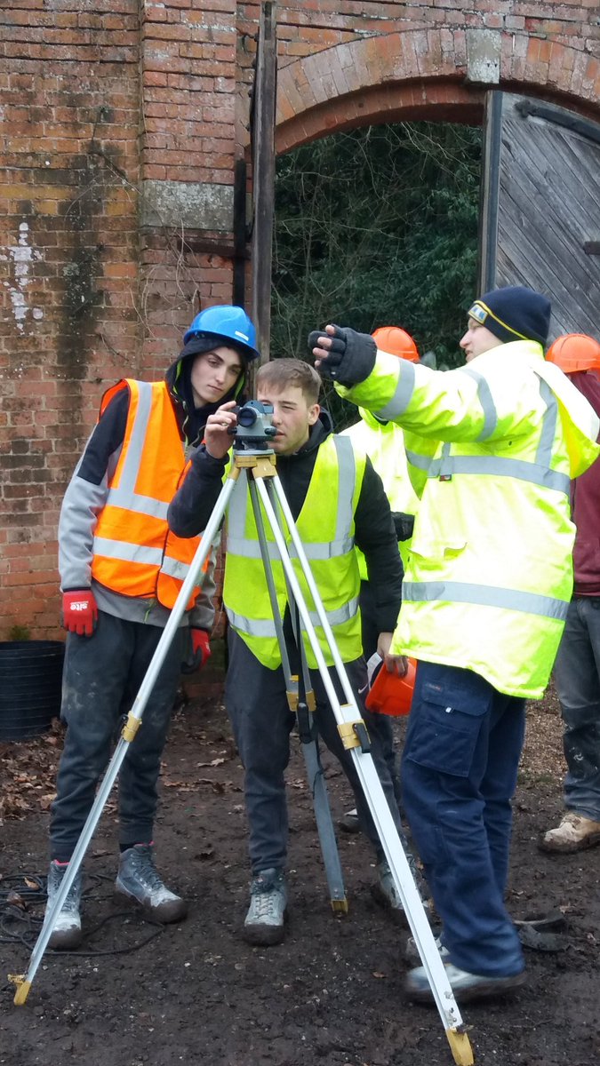 nncconstruction's tweet image. A good afternoon @ThoresbyPark with the @RNNApprentices from @nncconstruction @NNC_Worksop undertaking site surveying and levelling and setting up safety fencing on the Walled Garden Project. Demonstrating their knowledge and understanding. #LearningAtItsBest #OnSite