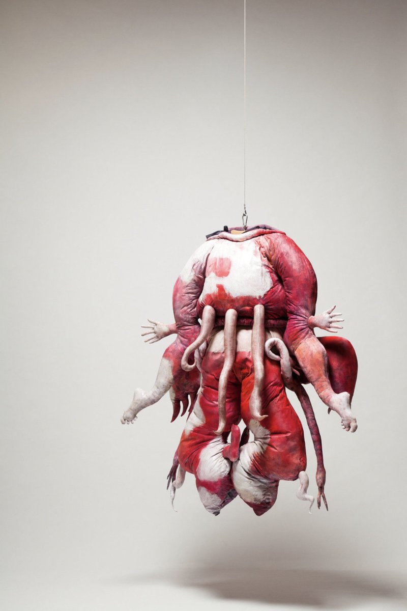 nanasparallax's tweet photo. ▯ "To build is to collaborate with earth, to put a human mark upon a landscape, modifying it forever thereby (...) To reconstruct is to collaborate with time gone by, penetrating or modifying its spirit and carrying it towards a longer future" ▯
#MargueriteYourcenar #LeeBul https://t.co/vVNUd6Oa6U