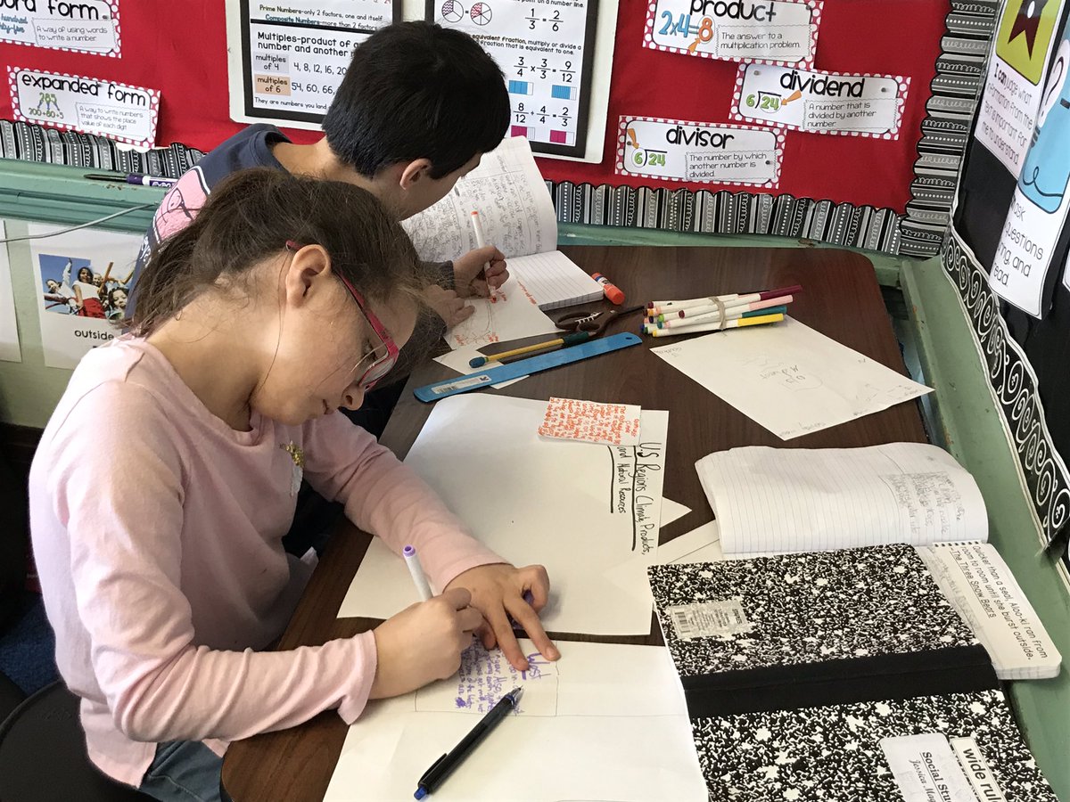 4LewisHoover's tweet photo. 4th graders show what they know about the products and natural resources of the 5 US Regions.  Choice in product, choice to collaborate, choice in process. #UDL #melroseps #winthropmelrose https://t.co/3wdrMX4fyq