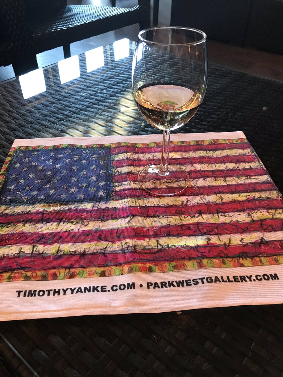 kandym247's tweet image. Drinking wine with my girl Cathy on this beautiful Tuesday #parkwest #timyanke