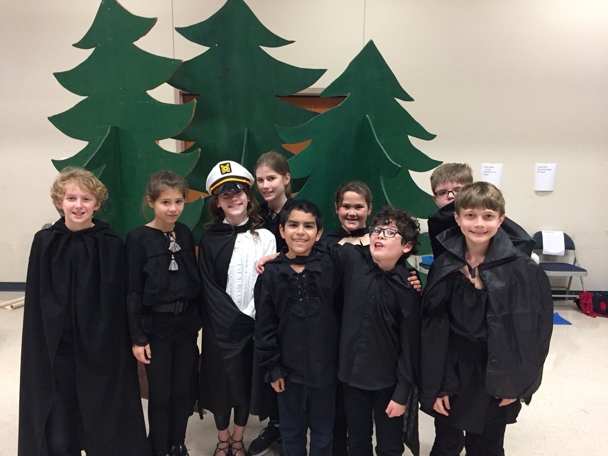 Come see the Woodridge Elementary 5th Grade Musical at 6:30pm tonight in the WES auditorium! We had a wonderful showing already this morning - check out this awesome cast! #ahisd #AHISDmystory <a href="/WoodridgeElem/">Woodridge</a> <a href="/AHISD/">Alamo Heights ISD</a>