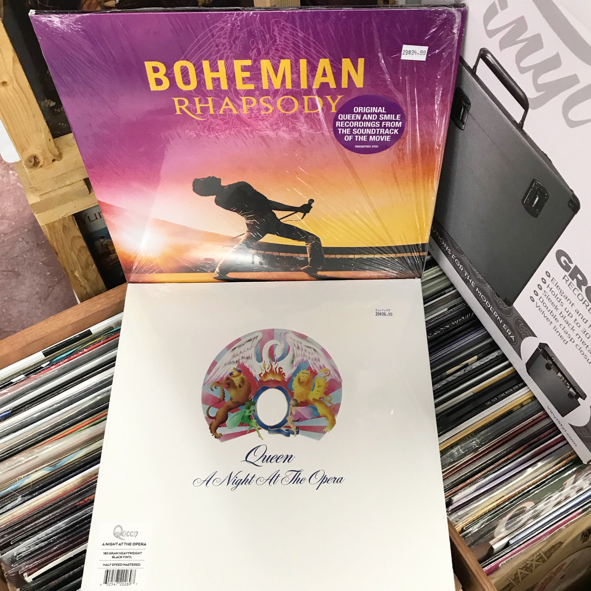 Lil Sportsmand Betydning Spin Records on Twitter: "#Queen “Bohemian Rhapsody” #Soundtrack &amp; “A  Night At The Opera” back in stock. #Vinyl https://t.co/fNwX7LG1mV" / Twitter