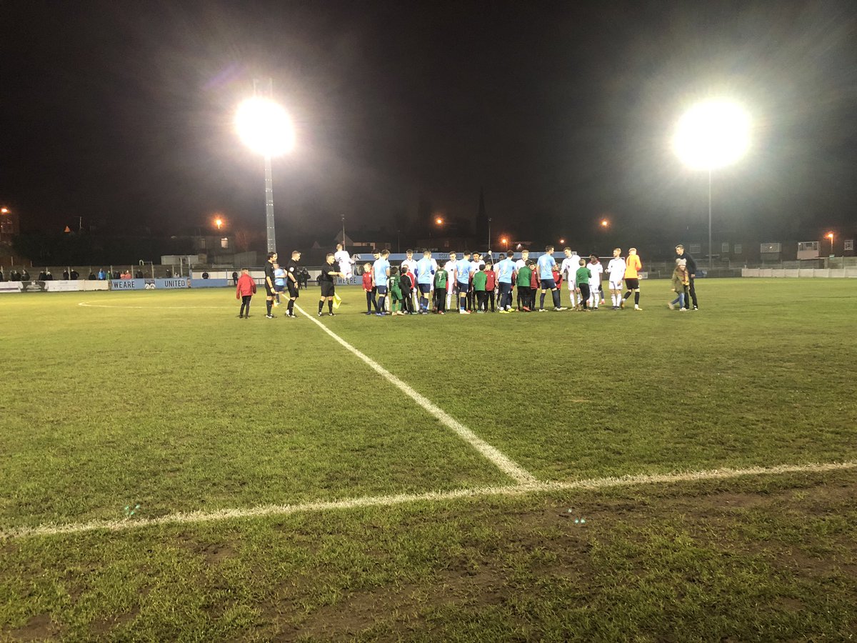 robbrownhx's tweet photo. You can tell the West Riding County Cup is getting serious when someone brings a #selfistick to @OssettUnited @NonLeagueCrowd #fcht #nonLeague https://t.co/uSbppbeCR7