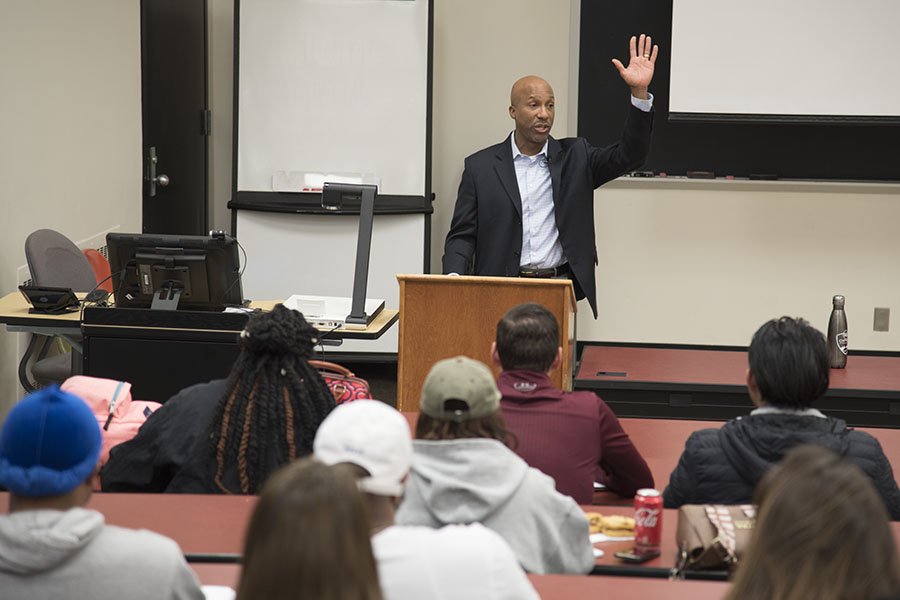 UCBlueAsh's tweet image. The #PATHSpeakerSeries returned to #UCBA for a 2nd season today. A big thank you to our featured speaker, Harlan Jackson, a UC College of Business alum. He shared his story of becoming a successful sales &amp;amp; marketing exec with our students. @uofcincy @uofcincyfound @ericbroyles