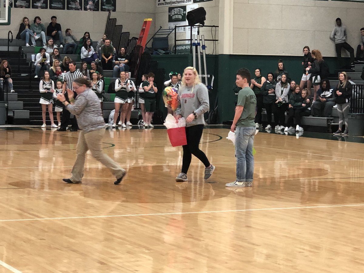 bhs_grapplers's tweet photo. Thank you @IrishActivities for including us in your recognition of the girls qualifiers in St. Joe! #SJSDProud #MakingHistory https://t.co/aFNM9t1B2K