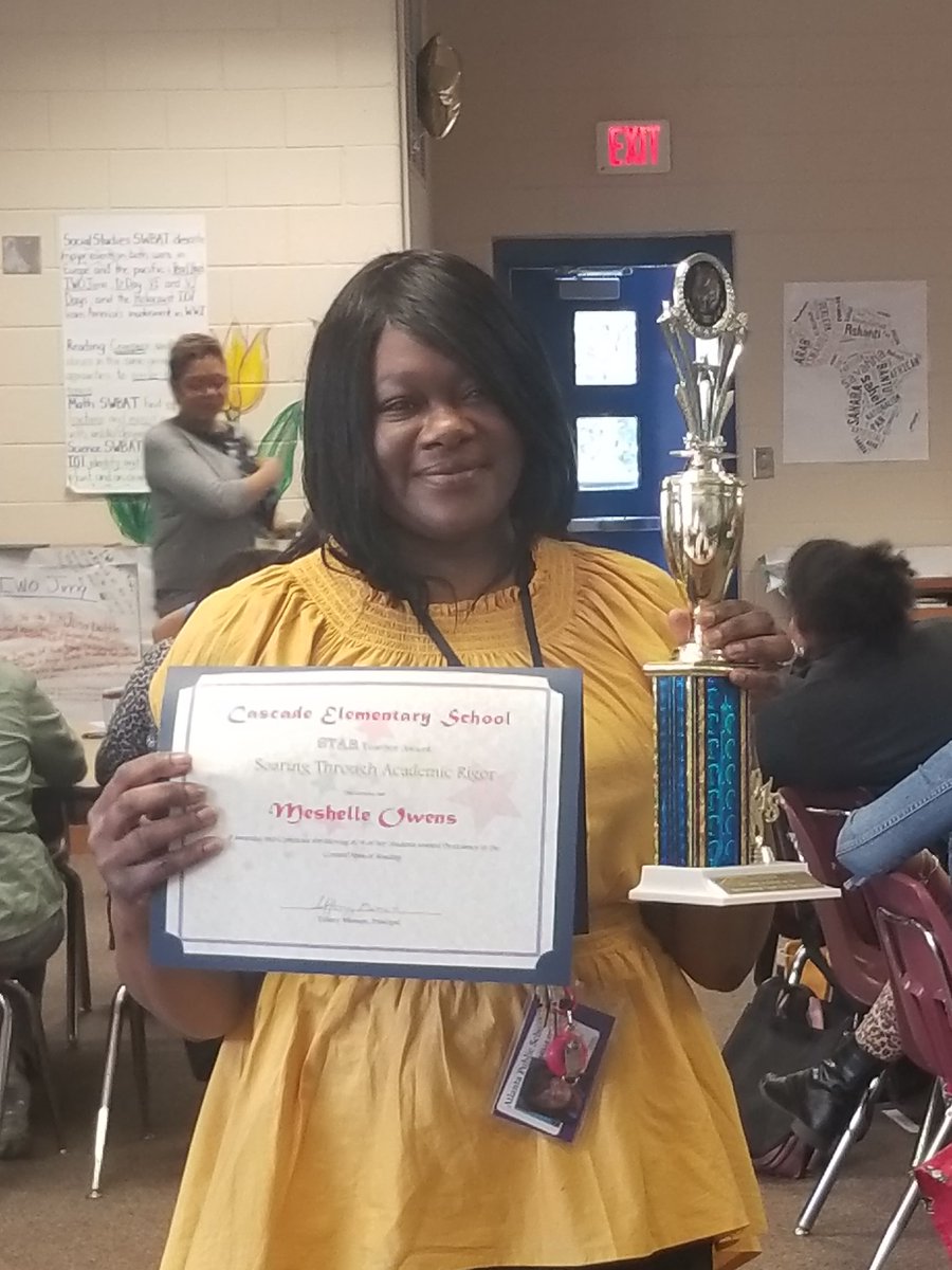 @APSCascadeES recipients receive Tiger trophies for outstanding performances.  Teachers rewarded on STAR growth with a certificate and spin of the wheel. Great job Cascade Tigers!!#DemonstrationOfLearning @CasPrinciTmomon @APS_DrMath @AssocSupBattle @APSNoletha @CarstarphenMJ