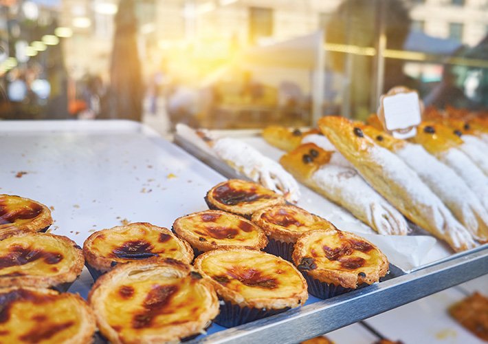 Listen2Lena's tweet photo. Flavours of Portugal food-centric vacation includes round-trip flights to Lisbon, hotel accommodations, 8-day car rental, 11 meals and 2 tastings as well as 5 activities. https://t.co/TBDCmuQTvW #DreamOfEurope https://t.co/6nz40UM7hi