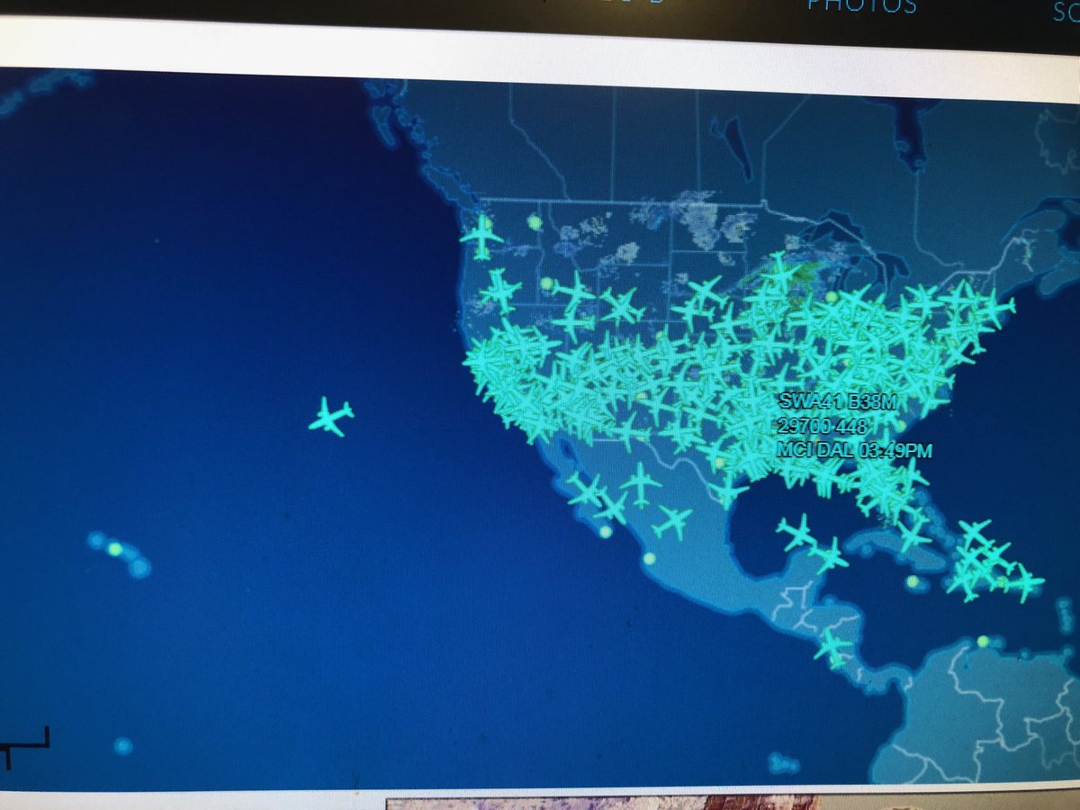 cbs11doug's tweet photo. Only ⁦@SouthwestAir⁩ jets on this map, (lot’s of em!) but notable is the one over the Pacific right now. Proving flight for ⁦#FAAcertification ETOPS to Honolulu. Extended Twin engine operational performance standard. Flight had a lengthy delay due to #GovernmentShutdown https://t.co/H8GMOW6xS1