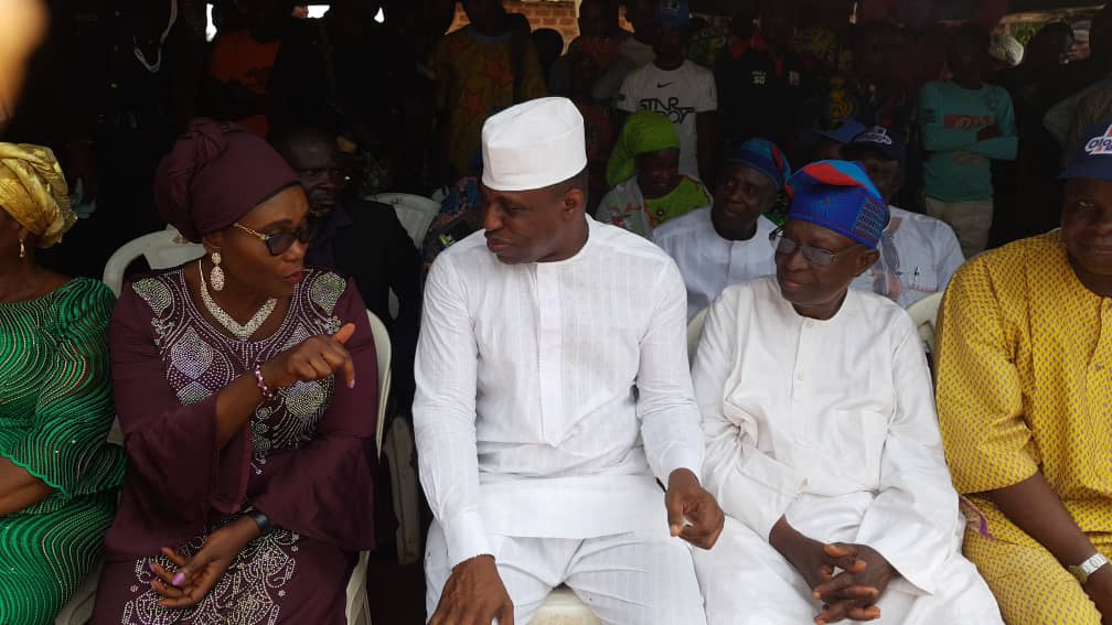 Bankole2019's tweet photo. Today, the ADP held mini-rallies in Imeko-Afon and Oja Adan, with brief stopovers in Ijoun and Eggua. The show of support was overwhelming. #DB4Ogun2019 #EniToLeSeLoKan https://t.co/o7VMyDCSN9
