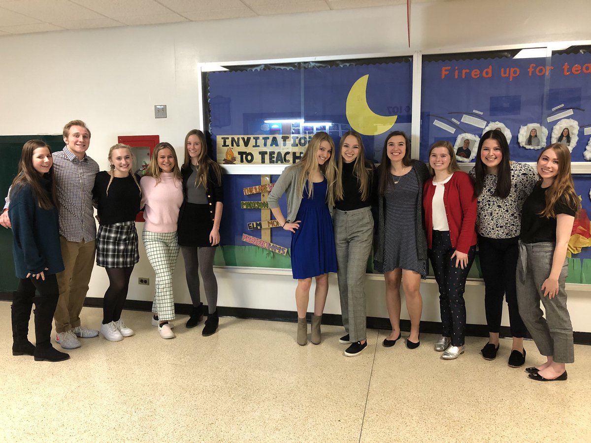 hchsfacs's tweet photo. So much excitement as these students head out for their first day #teaching @CCSD181 #FirstDayOfSchool #InviteToTeach #FutureEducators https://t.co/xf8ZTHub4n