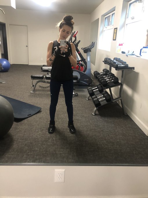 Keep it right, keep it tight 💪 https://t.co/w21WYDga1V<a href="/tag/paris"class="tags"><span>#paris</span></a><a href="/tag/jadastevens"class="tags"><span>#jadastevens</span></a>