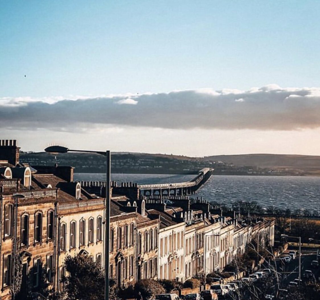 S00zieG's tweet photo. Welcome to the @ihg family Staybridge Dundee my first #sbs opening a special place in my heart this one. My great great grandfather traded jute from this mill to Calcutta in 1818. He lived just down the street  #Staybridge #morehomethanhotel #hotelindigo #dogfriendly https://t.co/3sHfGegDqc