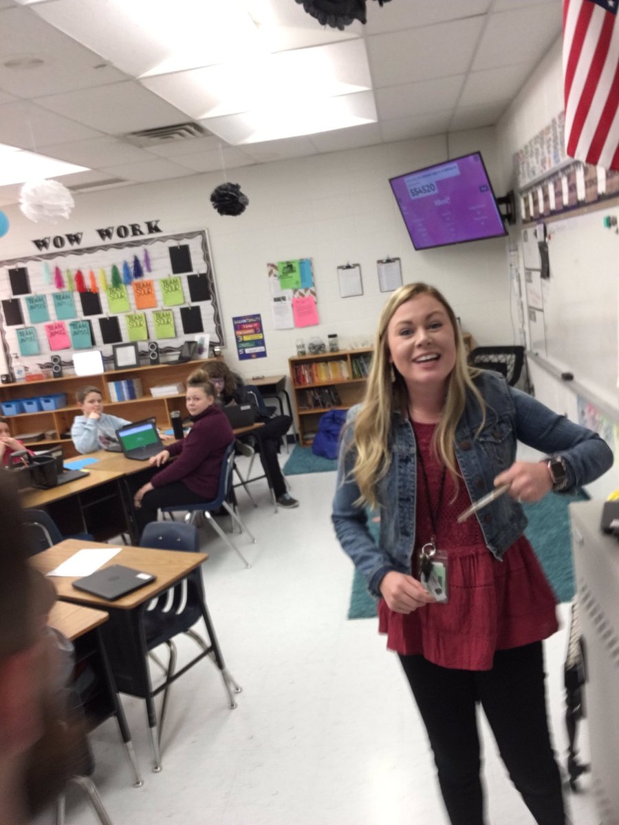 rachgillmore's tweet photo. When you forget to take a picture and try to beg, borrow, or steal your friend’s Kahoot strategy. 😂😂(In the Live Photo she is saying, “It’s my Kahoot!”) #wctopchef #wcmiddles @MrsBakerWCMS https://t.co/M7sOyq5ud9