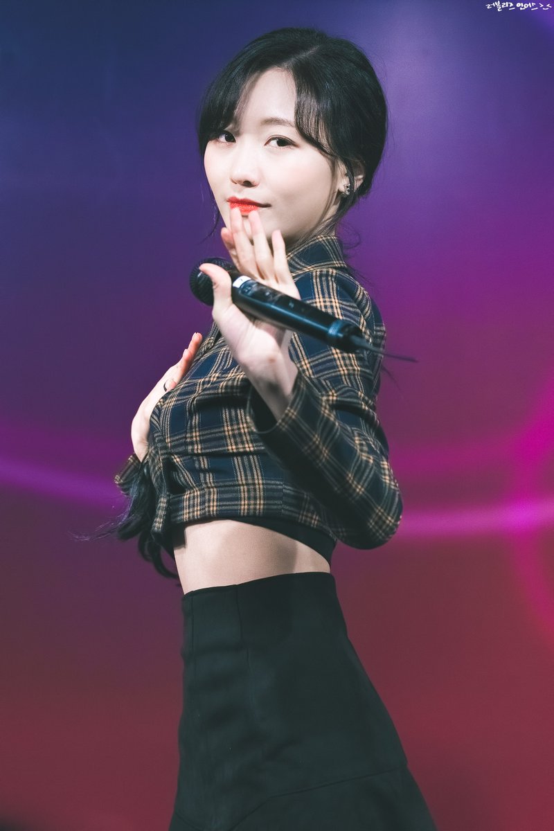 190125 ♡ˊ˗ 
➸ lovelyz_inus