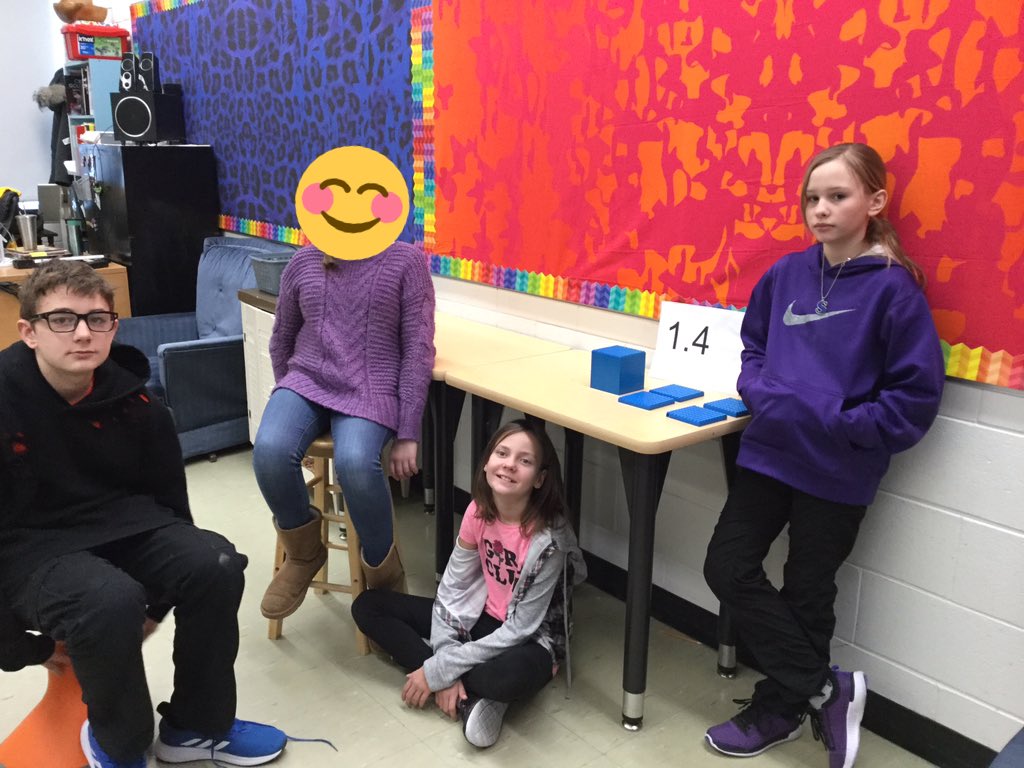 Mrs_Dupont's tweet photo. Modelling the value of decimals. How are the two values the same? How are the two values different? #discussyourlearning #groupwork #bengalslearn #hsdlearns @BlumenortHSD https://t.co/kiFZ2pcY3p
