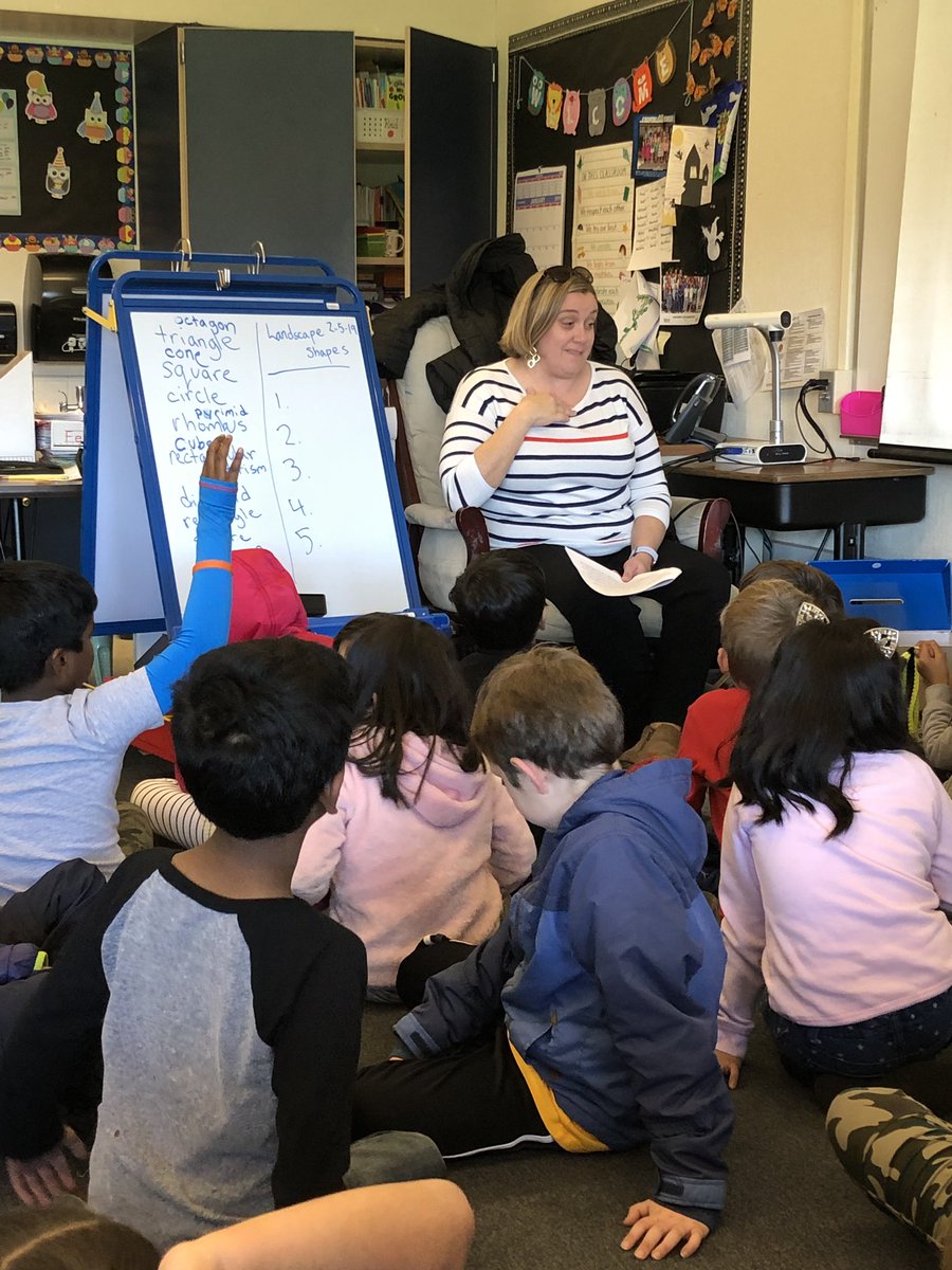 ccecougars's tweet photo. 2nd graders engaging in an engineering design challenge! #GrowingMakers @SRVUSD1 @SRVEForg @SRVUSD_Speaks @RAFTBayArea https://t.co/GTKD07rS9F
