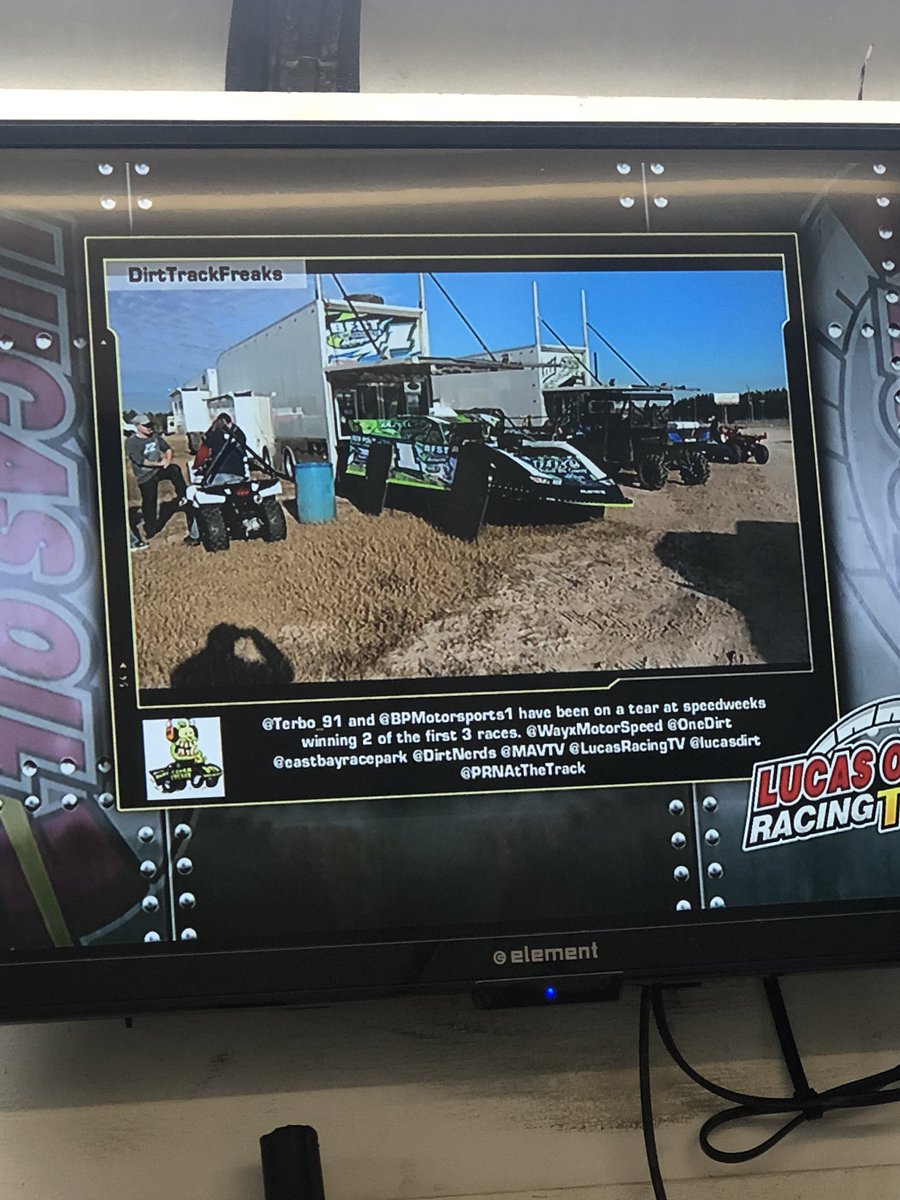 FulltiltRacing's tweet photo. Watching night 2 at @eastbayracepark can’t wait to start 2019 this weekend at @ScrevenMSC with @WoOLateModels @lucasdirt @LucasRacingTV #Speedweeks #LORTV @EssexLucasOil #ryanscott https://t.co/ZYP23BFdAc