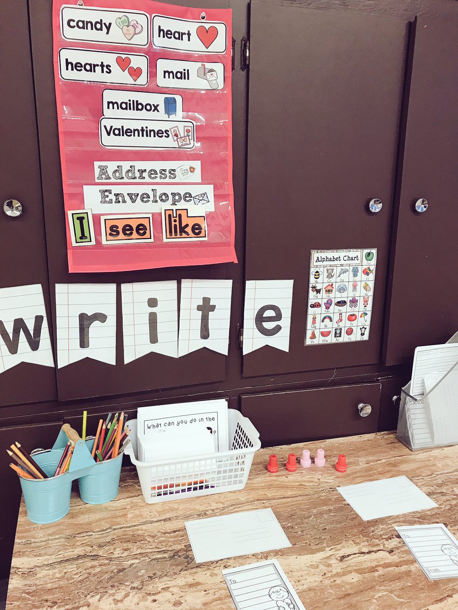 MissRutzki's tweet photo. February Writing Center 💕 these kiddos love writing letters and giving them to their family and friends 📝 https://t.co/Jeo2jwNmEa