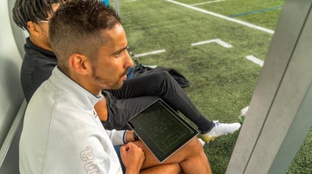 BBCSport's tweet photo. A team in the sixth tier of French football has its decisions made by more than 2,000 virtual managers.
Football Manager in real life?
Full story: https://t.co/PCUqk3Llkz https://t.co/uceSgiErlD