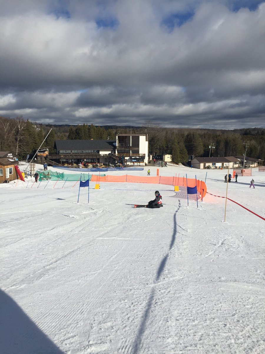 .<a href="/FenelonFallsSS/">Fenelon Falls SS</a> Alpine Team Qualifies for COSSA!