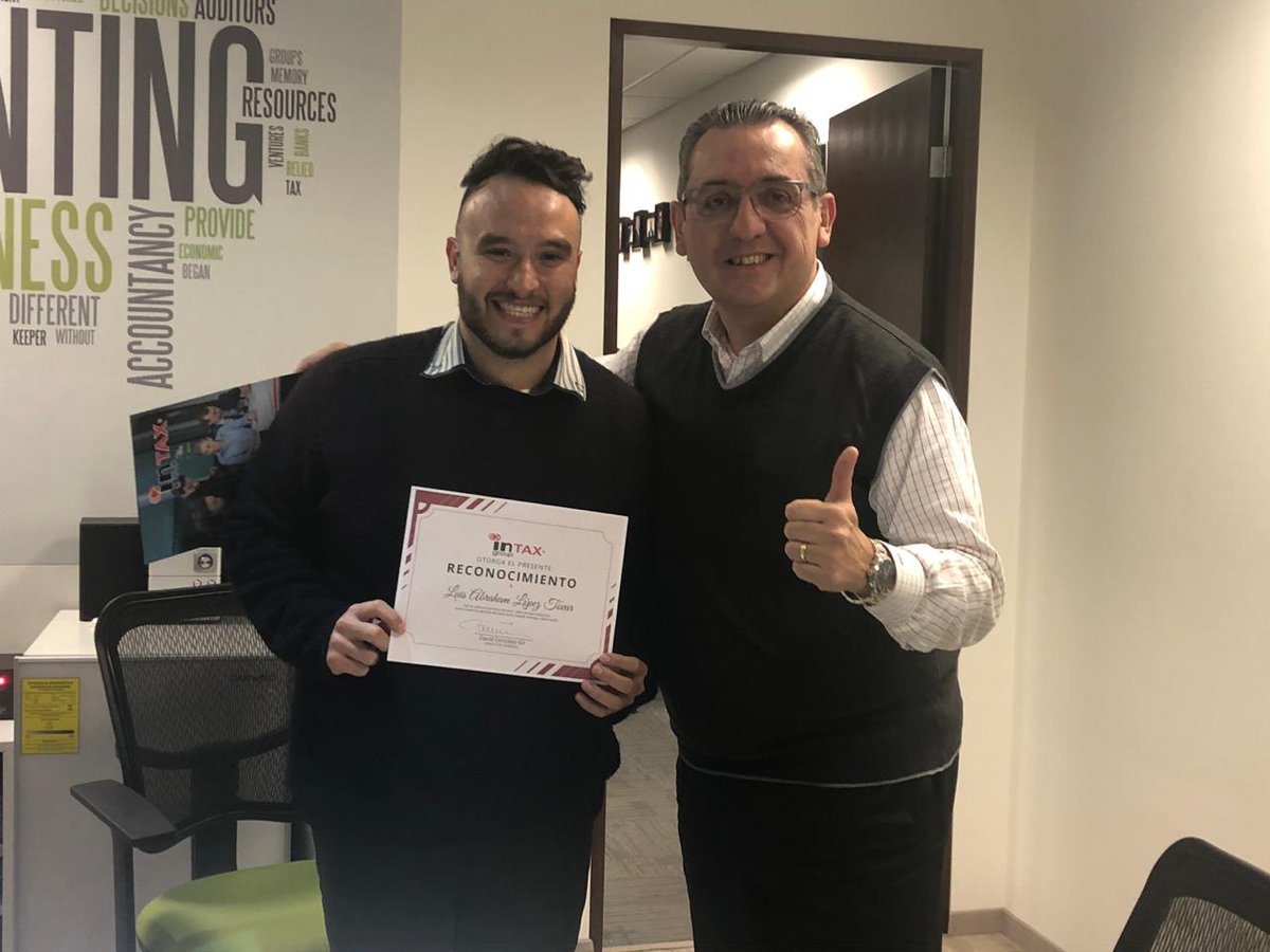 #IntaxGroup Felicidades a nuestro compañero por sus 7 años de servicio, y lealtad en nuestra familia <a href="/Intax_Group/">Intax Group</a> , Gracias Luis!!!