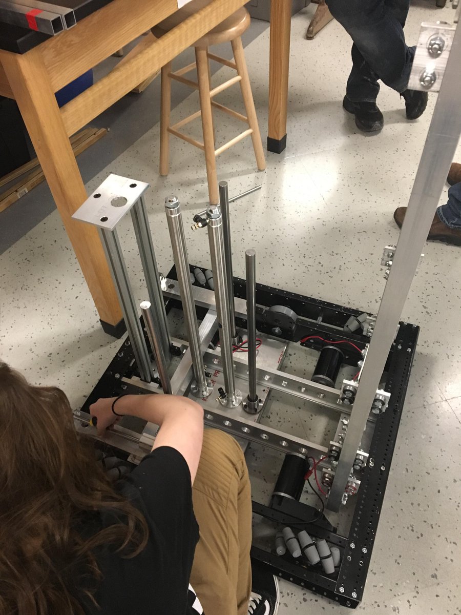 frc6591's tweet photo. Yet another successful build day! We greased all the gears on our chassis, then practiced driving! We've completed our scouting system too!👾🤖😃
Special social media shout out to @HRBlock for a lovely Bronze level donation!
#Robotics #Sponsor #Grease #explore #FIRST #Robolife https://t.co/oQkUjTR74V
