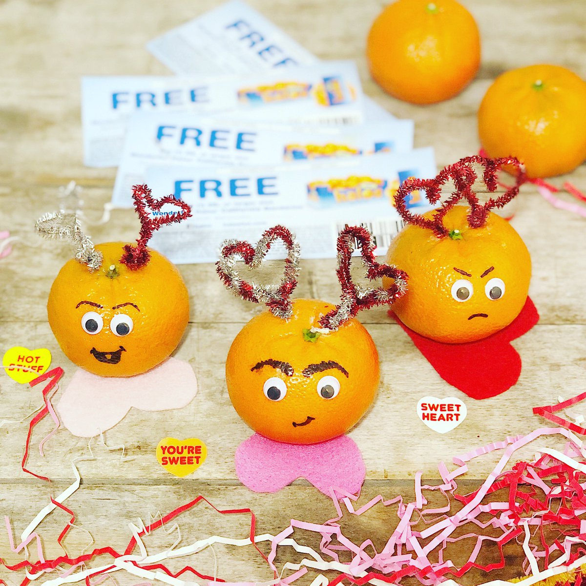 SimpLiveLove's tweet photo. How cute are these @HalosFun Valentine mandarins? Download the matching cards for free here: #ad https://t.co/6Fye0N8hhU and enter a #giveaway on my Instagram for 5 free product coupons! https://t.co/893vvgoSdq #halosfun #WINNER https://t.co/OScd5yr7W8