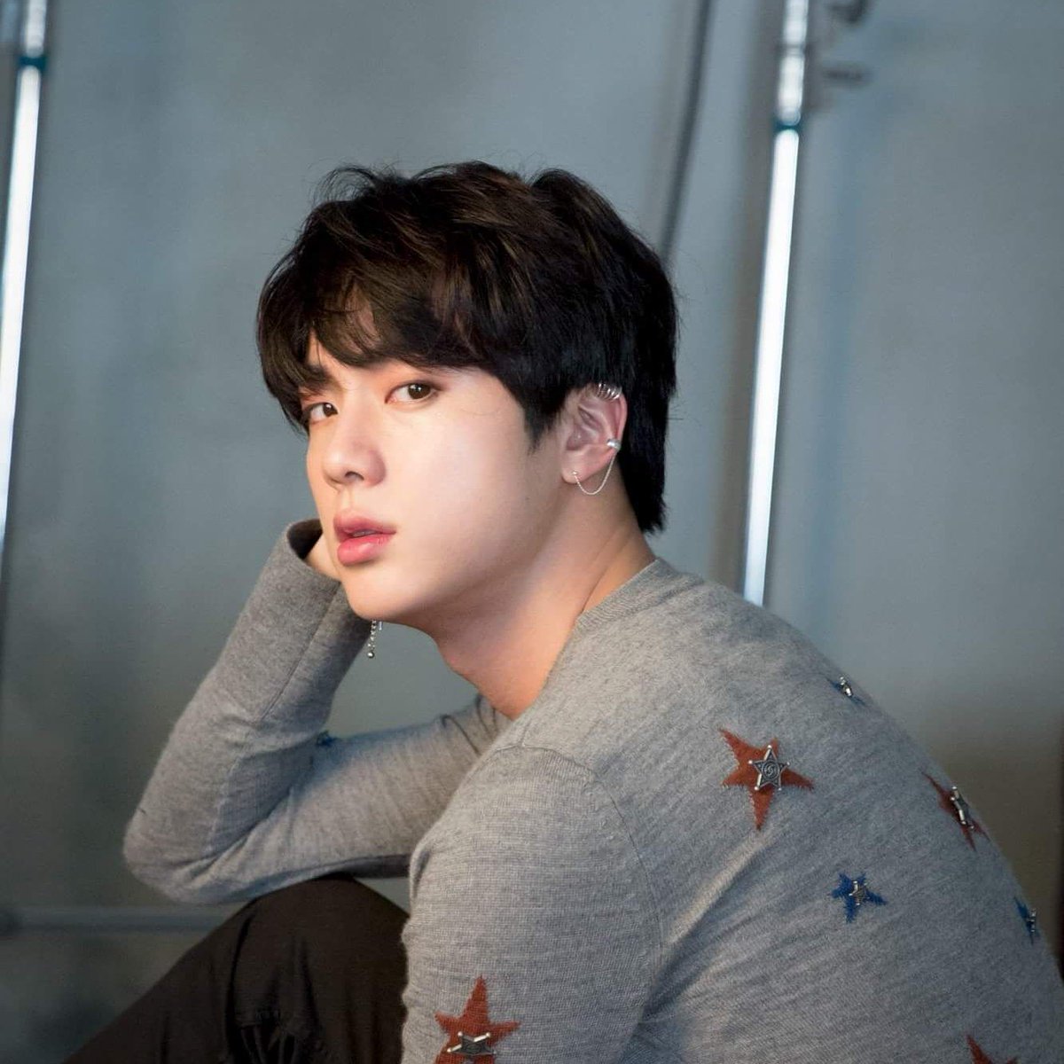 IamRosie1209's tweet photo. @starmometer I vote for Jin of Korea for #100AsianHeartthrobs2019 
#JIN our worlwide handsome. https://t.co/693hnUuLDD