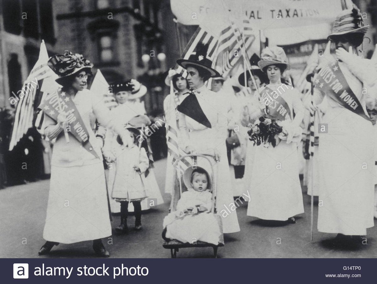 @lalazzland @hach_g @TrisResists @B52Malmet @staceyabrams @ladyhawkerfinds @MatthewWolfff @TheSWPrincess @DanaScottLO @StormResist @LunaLuvgood2017 @TrinityResists @debbiesideris Photo from a women's suffrage parade in NYC, 1912