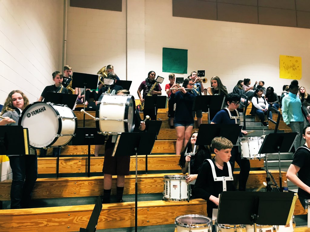 GHMSBands's tweet image. Pep Band performance at the @GHMS_Grizzlies girls basketball game! #percussionplaysofter #wevegotspirit #notcrazytrain #OurGravelly
