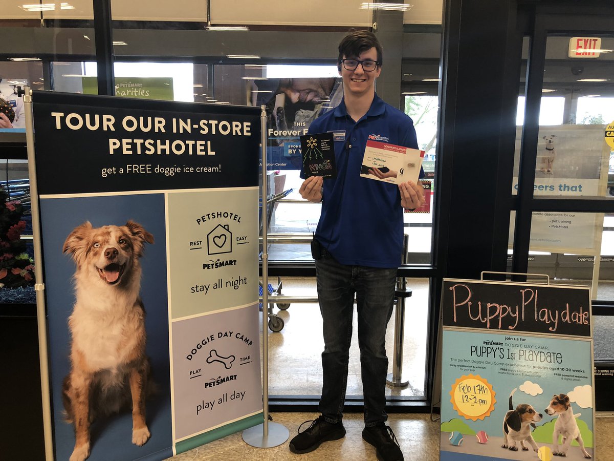PetsmartQC's tweet photo. This is what @LifeatPetSmart all about.  Matthew @mattcam8086 is our associate of the month for January @PetSmart Queen Creek.  He’s a star associate whose only been with us for a month.  Come say “Hi” to him &amp; come shop with us at your awesome neighborhood store! https://t.co/DiZA8dSbUt