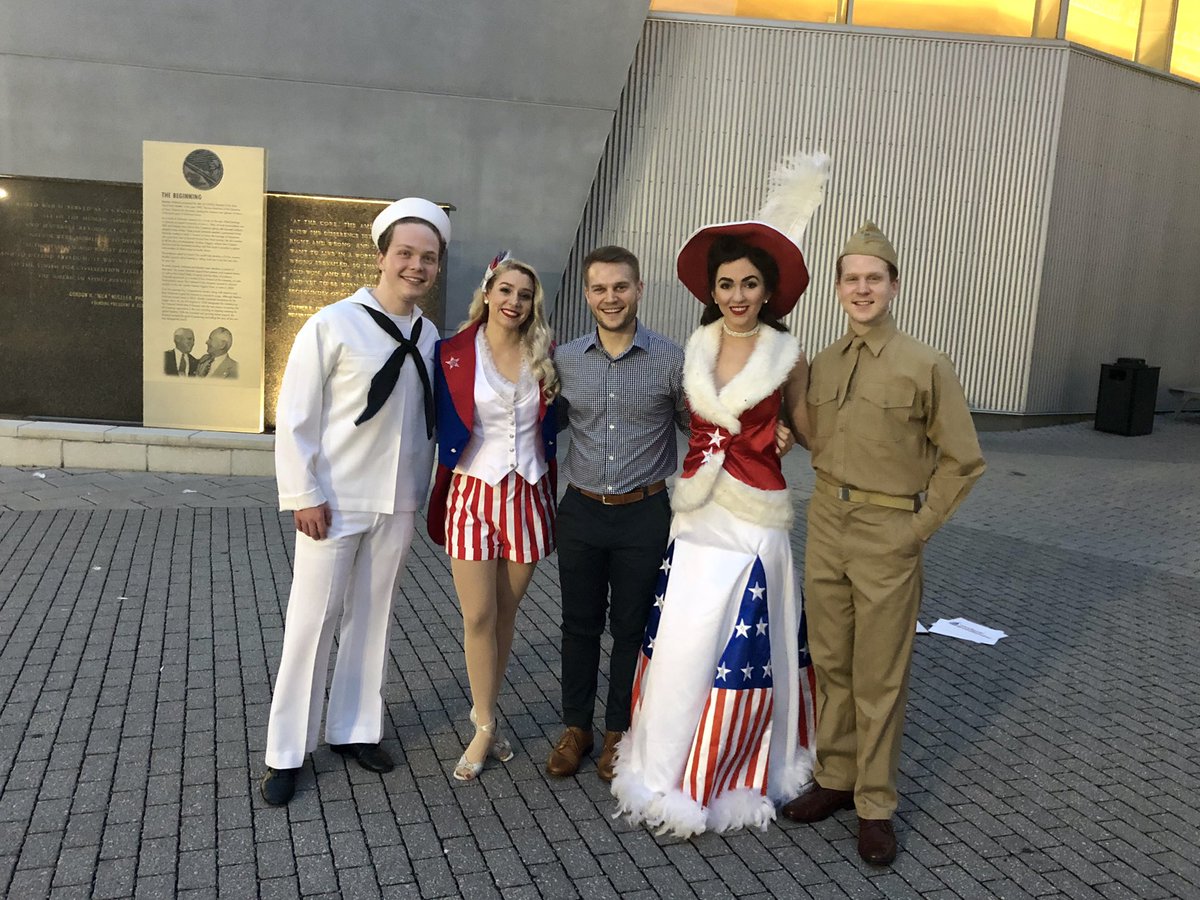 Adam_Jorde's tweet photo. Hanging out with the greatest generation at NTCA Rural Broadband PAC’s 50th Anniversary Dinner! #RtimeRevolution https://t.co/ZKog1gZAhW