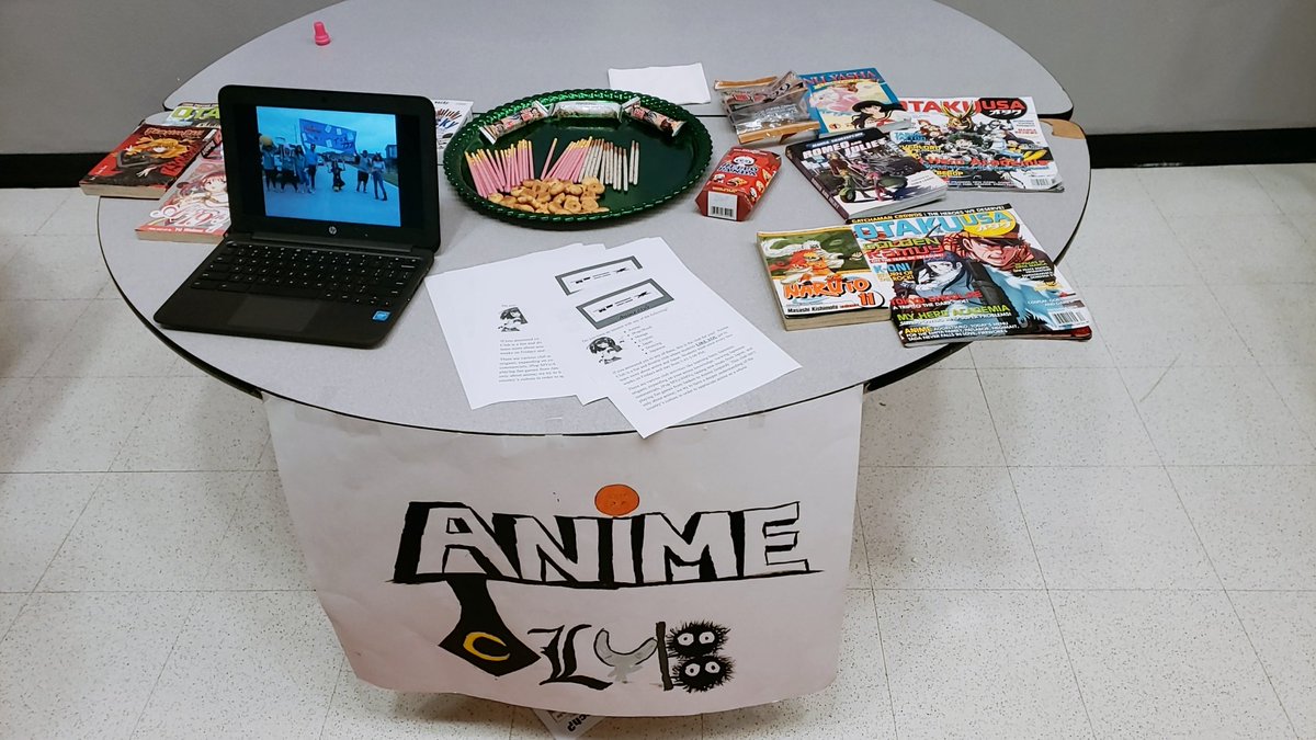 RHSYB1819's tweet image. Anime Club is in the school! Come visit our booth and get a treat while you're at it. @RanchviewIB #slingdopamine #slingingdopamine