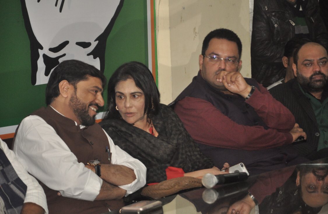 ArchanaDalmia's tweet photo. #Chandnichowk workers meeting #SheilaDixit ji #DelhiPradeshCongressCommittee #Election2019 https://t.co/jXEzUzbj8u