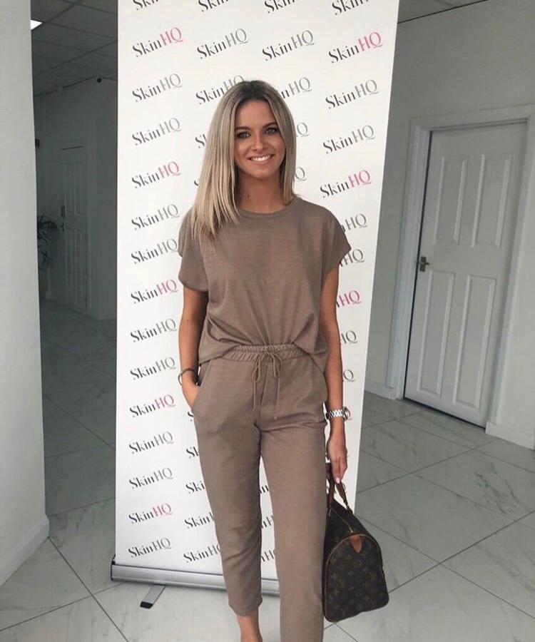 Skinhquk's tweet image. @luisahackney came into our #birminghamclinic for a Hydrafacial, Luisa uses the Hydrafacial treatment to get rid of unwanted blemishes and to perfect the skin. Call, DM or email us for your free consultation.