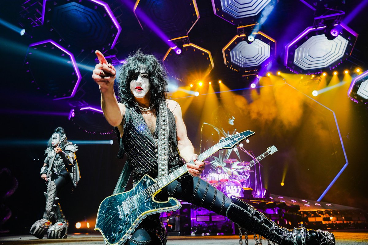 The Starchild <a href="/PaulStanleyLive/">Paul Stanley</a> at @SpokaneArena. #EndOfTheRoad
