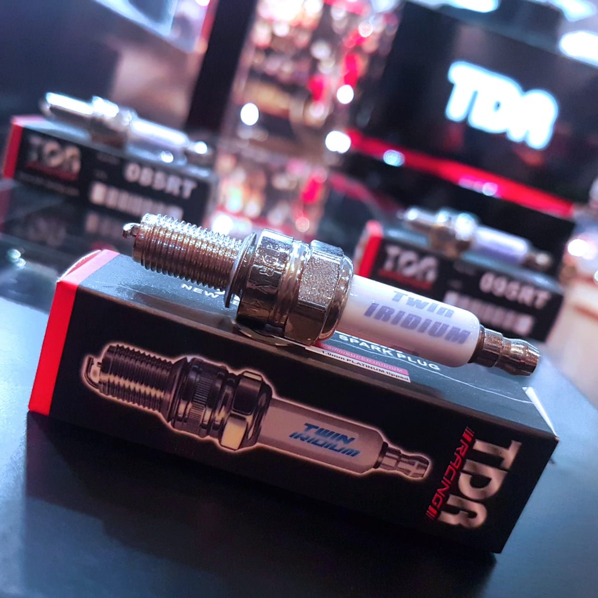 TDR_RACING's tweet photo. High Performance TDR Spark Plug made with Iridium material produce powerful spark to boost horse power. Suitable for motorsport, touring and daily use.

More info and product price : https://t.co/iGAmPbizU3

#HighPerformanceElectricalSystems #SparkPlug #TwinIridium #OneTeamStore https://t.co/ox4C23Aqvo
