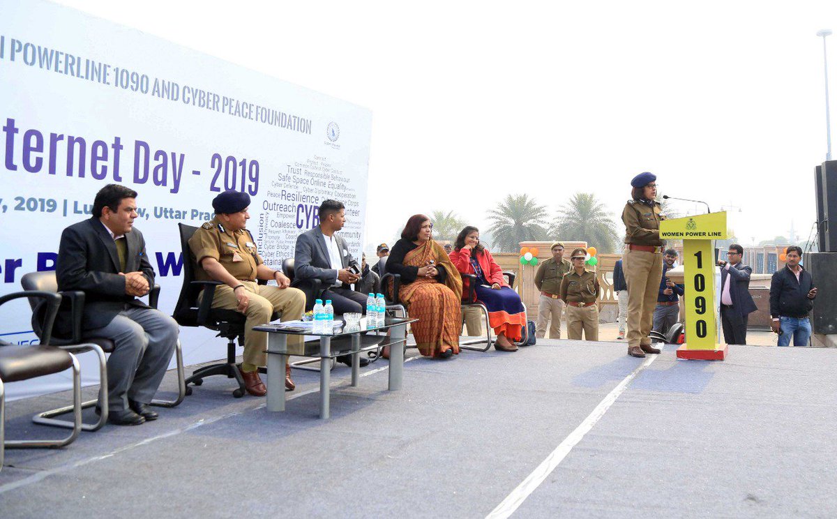 UNICEFIndia's tweet photo. Observing #SaferInternetDay in Lucknow with the #UttarPradesh Police. 
19 schools and colleges, along with guardians participated in the event that called for a safer use of the internet to protect children and adolescents from cyber crimes.
#ENDviolence https://t.co/qqLnmysn8M