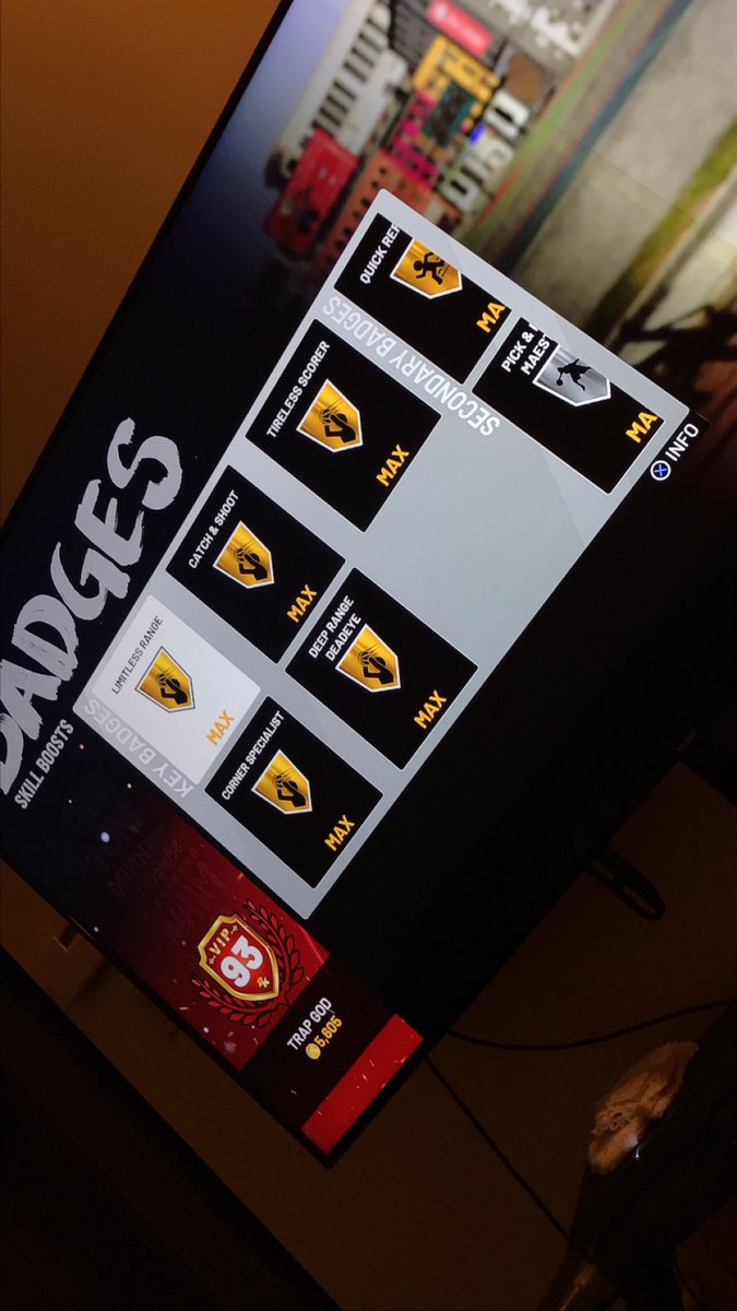 DhatkidJamar1's tweet photo. Nobody need a. Pg on pro am team 🤦🏽‍♂️🤦🏽‍♂️🤦🏽‍♂️ #NBA2K19 #2K19 #JORDANREC #2K #2KRECCENTER #RECCENTER #PROAM #2KFreeagent #2kCommunity #2kcrewfinder https://t.co/3TwH34LRtl