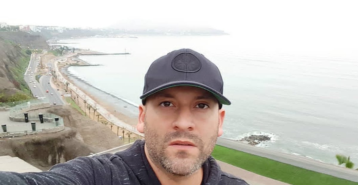 djfrancisdavila's tweet photo. Lima, Perú !!!
Tocaré este 27 de febrero en Bizarro Bar... Muy feliz de verlos de nuevo.
#bizarrobar #lima #perú #limaperu #limadjs #perudjs #housemusicalllifelong #housemusic @djcollegeperu https://t.co/ObnztqGa7L