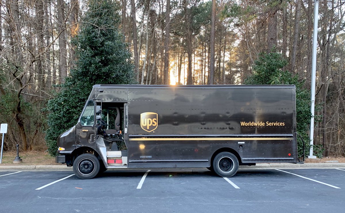 scott_scaggs's tweet photo. Worst food truck today. Can’t get the taste of cardboard out of my mouth. #foodtrucks #Raleigh #northchase https://t.co/WgwAFvU2fM