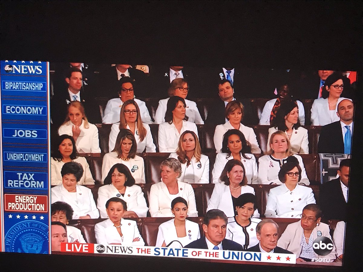 GaPeach141's tweet photo. Who are these ladies in white? They are an entire #Mood tonight!! #SOTU https://t.co/a07OZGf7mk