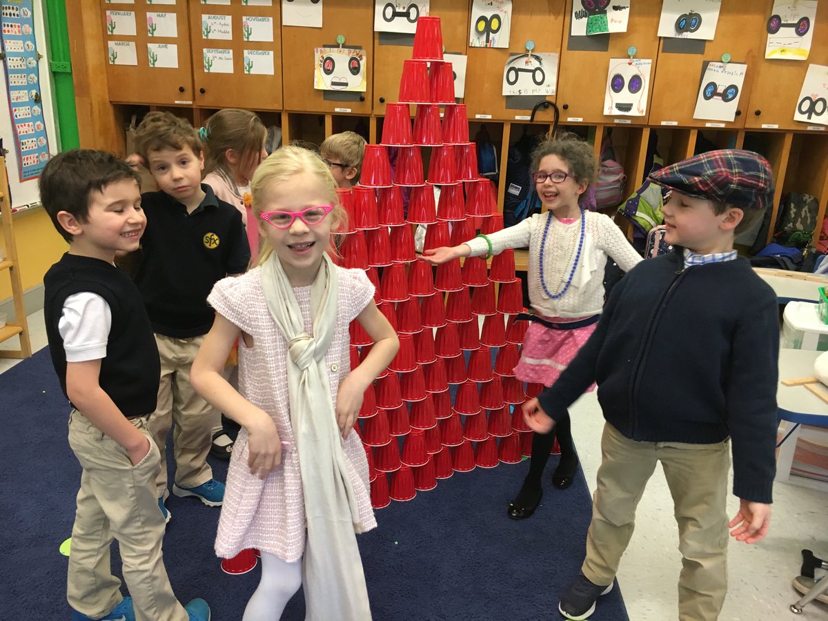 sfxkathysasso's tweet photo. 100 Days smarter, 100 days cuter!! Kindergarten @SFXWilmette celebrated our 100th day of school today. #dressingas100yearolds #buildingchallenges #plankssolocupsandlegoswhatwouldyourteambuild #areallyfunday https://t.co/RreizUUEg0
