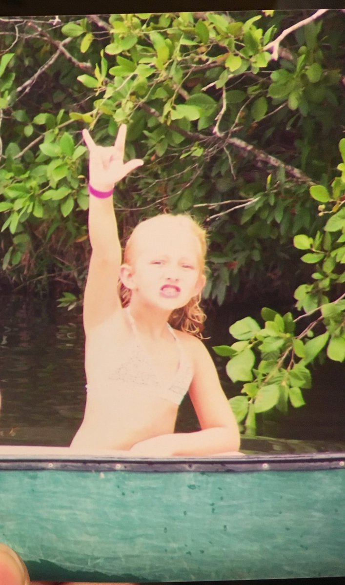 || PLEASE WITNESS ME AS A WEE BAB I WAS SO CUTE 😭