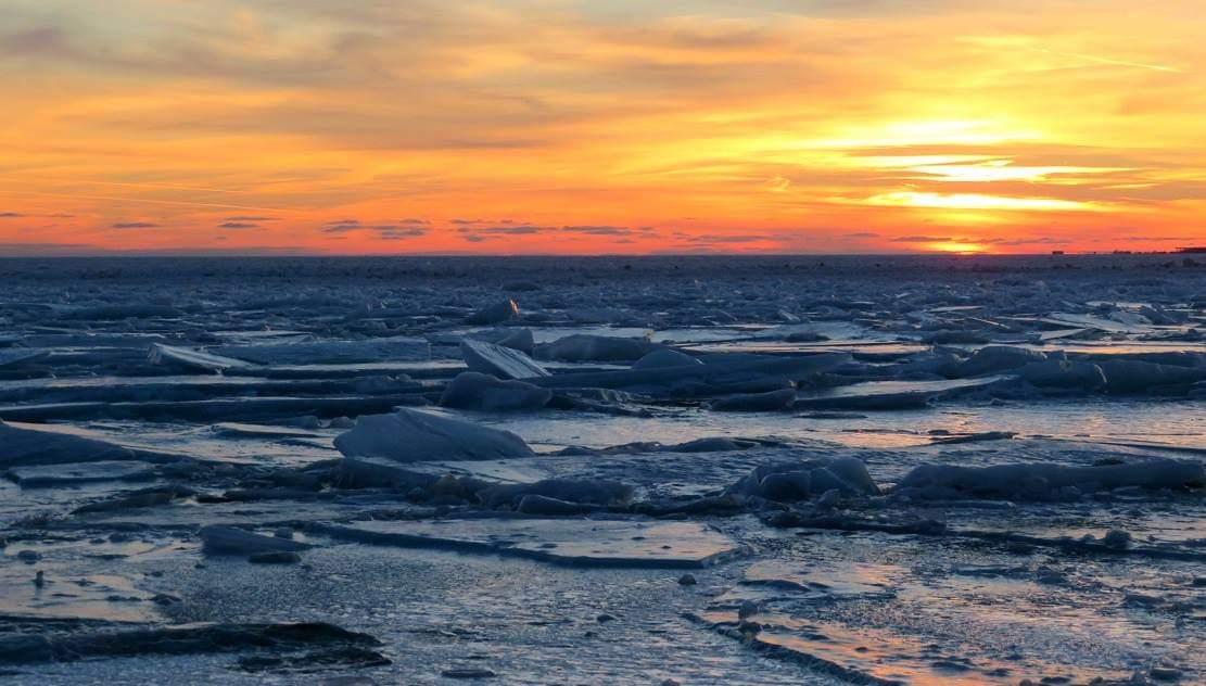 RabbitsRon's tweet photo. #planet #presquile #sunset &amp; ice https://t.co/uPtLelmXot