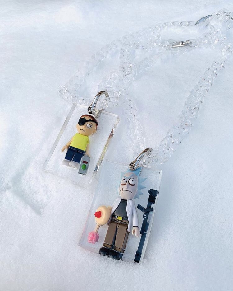 4TPNETWORK's tweet image. Meet Kristopher Kites —

Where nostalgic cartoons, pop culture icons, and jewelry intersect.  @kaneda88_ creates one of a kind cuban link necklaces, and bracelets out of unique materials. 

#4TPspotlight