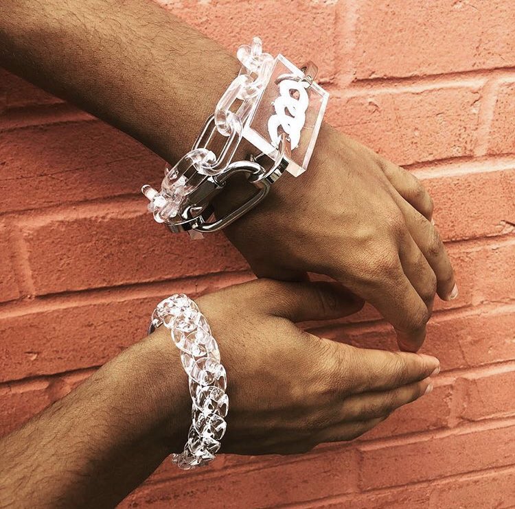 4TPNETWORK's tweet image. Meet Kristopher Kites —

Where nostalgic cartoons, pop culture icons, and jewelry intersect.  @kaneda88_ creates one of a kind cuban link necklaces, and bracelets out of unique materials. 

#4TPspotlight